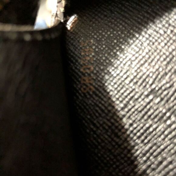 Louis Vuitton Black Epi Leather Noir Pochette Homme Clutch Bag - Picture 10 of 10